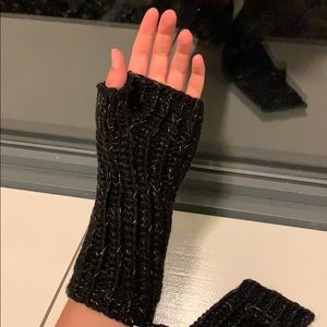 Portolano Black & Gold Fingerless Gloves